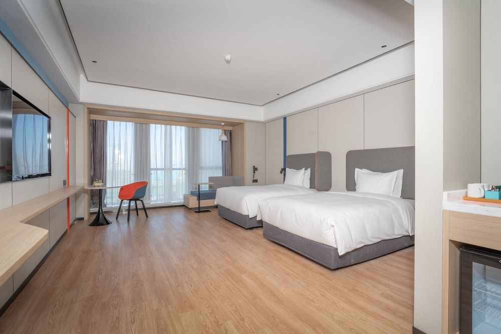 Holiday Inn Express Qingdao Northern West Coast by IHG 3