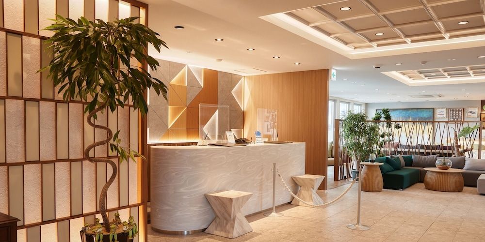 The Grand Hotel Ginowan 3