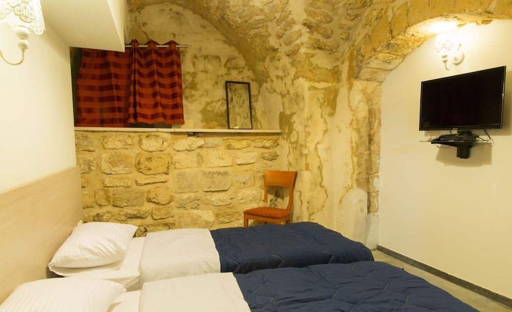 Al Hakim Boutique Hotel Old Town Nazareth 3