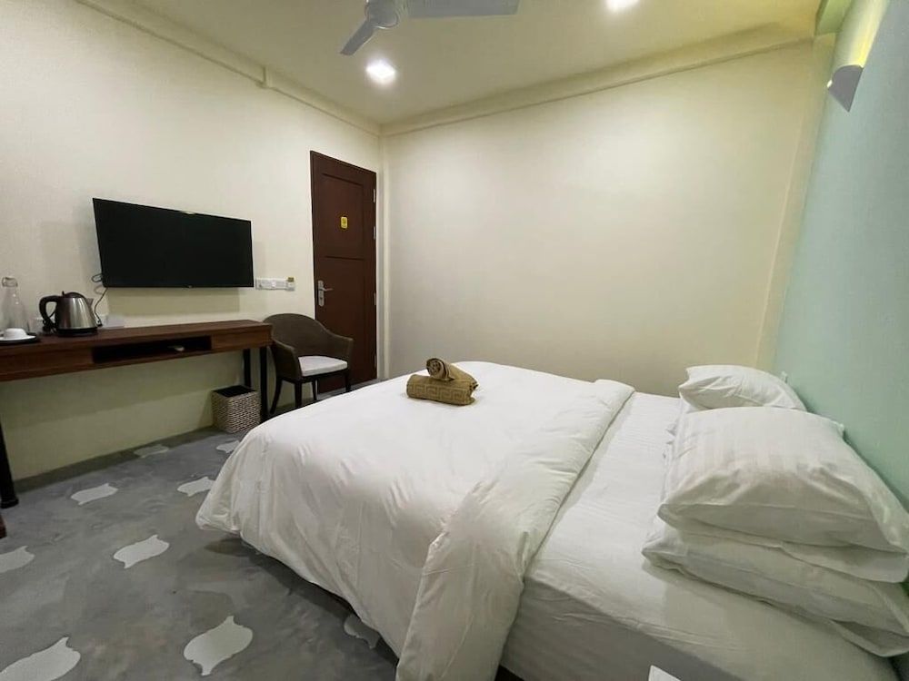 Courtyard Guesthouse 3