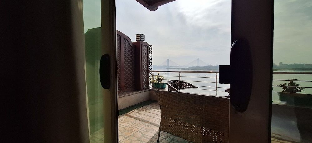 Nile Transport Hotel 1