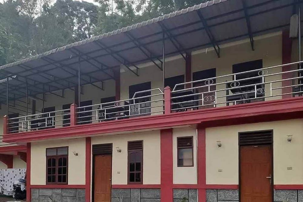 Wisma Sedayu 2 étoiles à Parapat