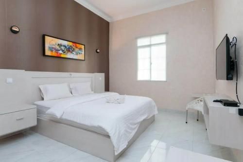 Hotel 78 Parapat Mitra RedDoorz 2