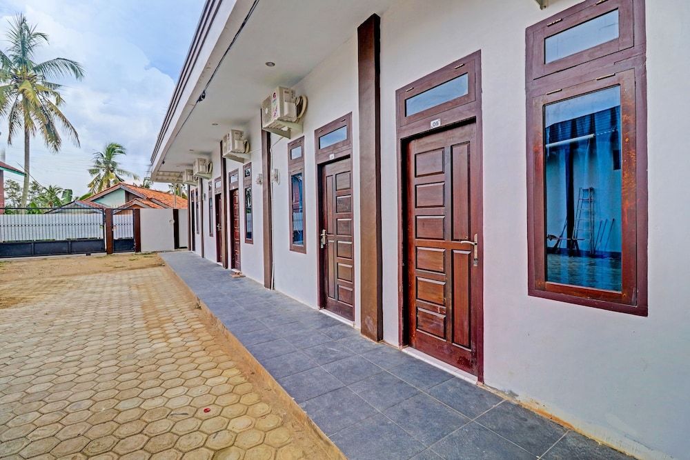 Super OYO 91497 Waskita Residence Syariah 3