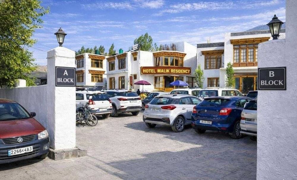 Hotel Malik Residency 3 estrelas em Leh