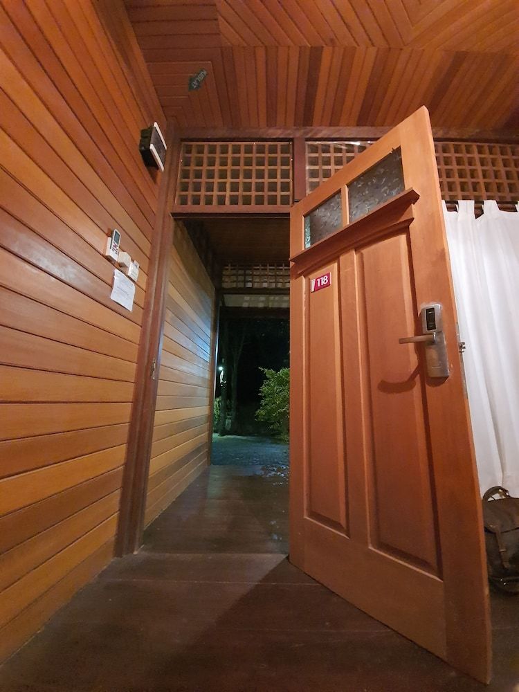 Hotel Besar Bulan Baru - Senggigi 2