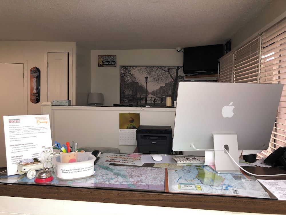 Creston Valley Motel 2