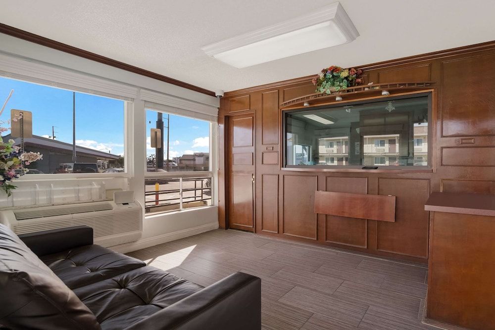 Rodeway Inn San Bernardino - Colton 2