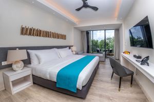 Sky Beach Maldives Hotel