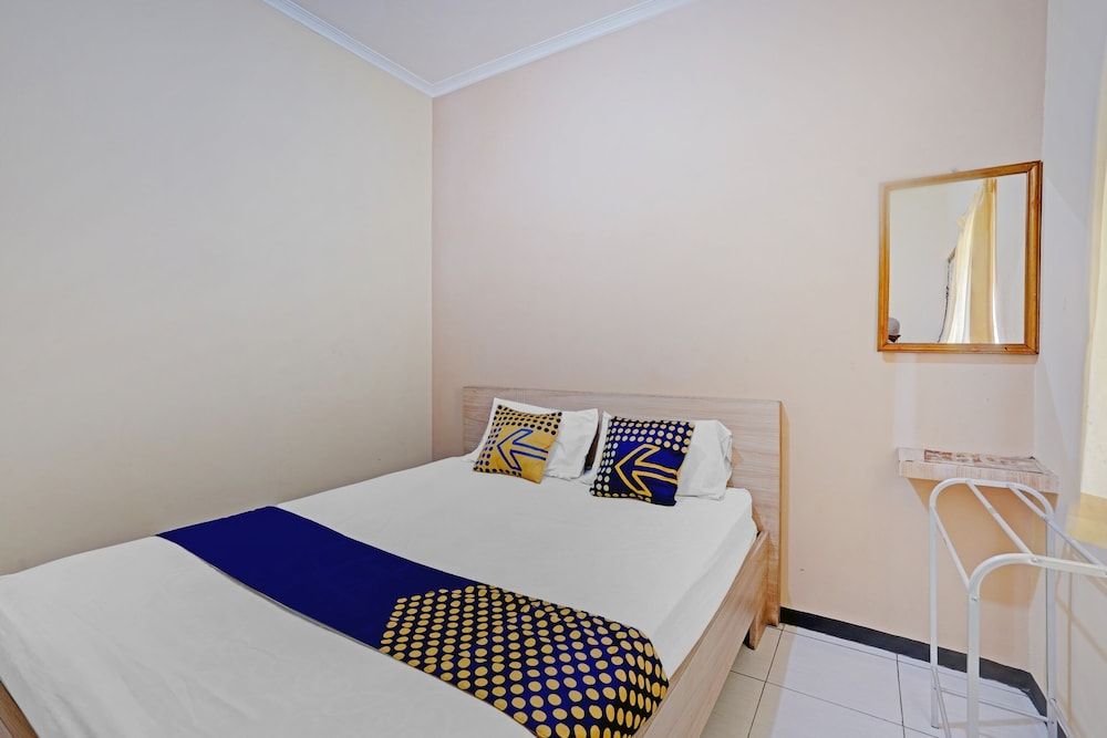 OYO 90622 Hotel Galaksi