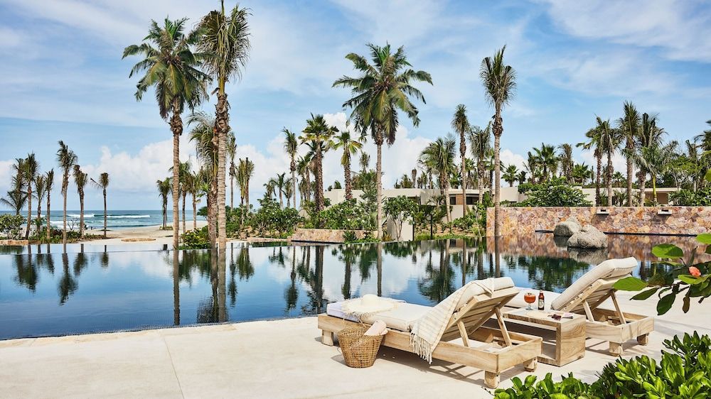 Susurros del Corazón, Auberge Collection