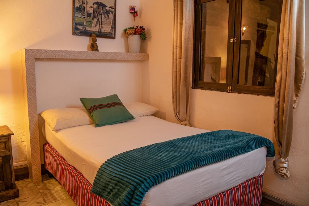 Nikikot Hotel and Hostal Food & Drink 3