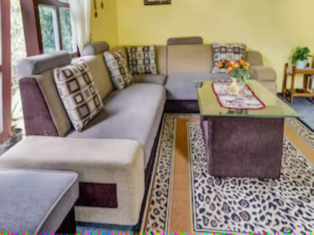 Hotel O Kampung Wisata Ekologi Puspa JagadNearGunung Kelud 3