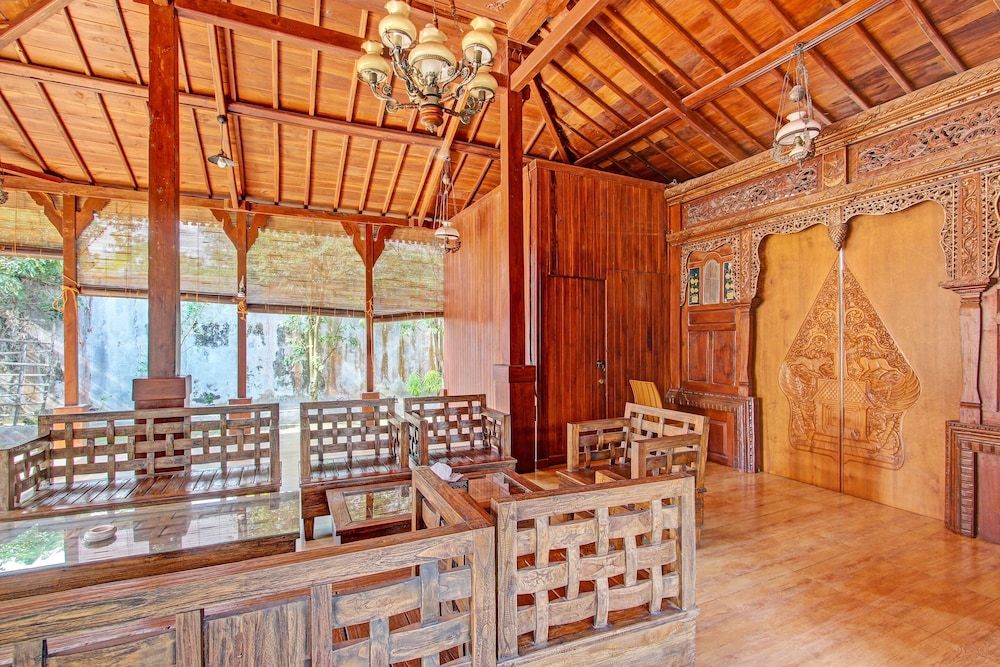 Collection O 91629 Ndalem Abhirama 2