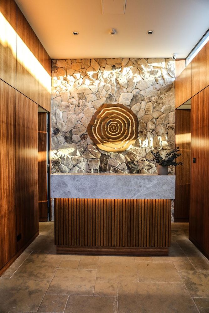 Sequoia Lodge - Adults Only 2