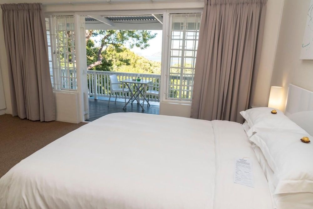 South Villa Guesthouse & Garden 2