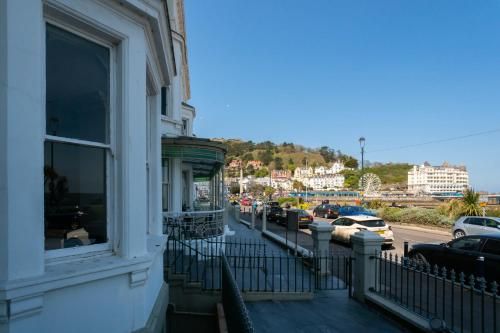Esplanade Hotel Llandudno 3