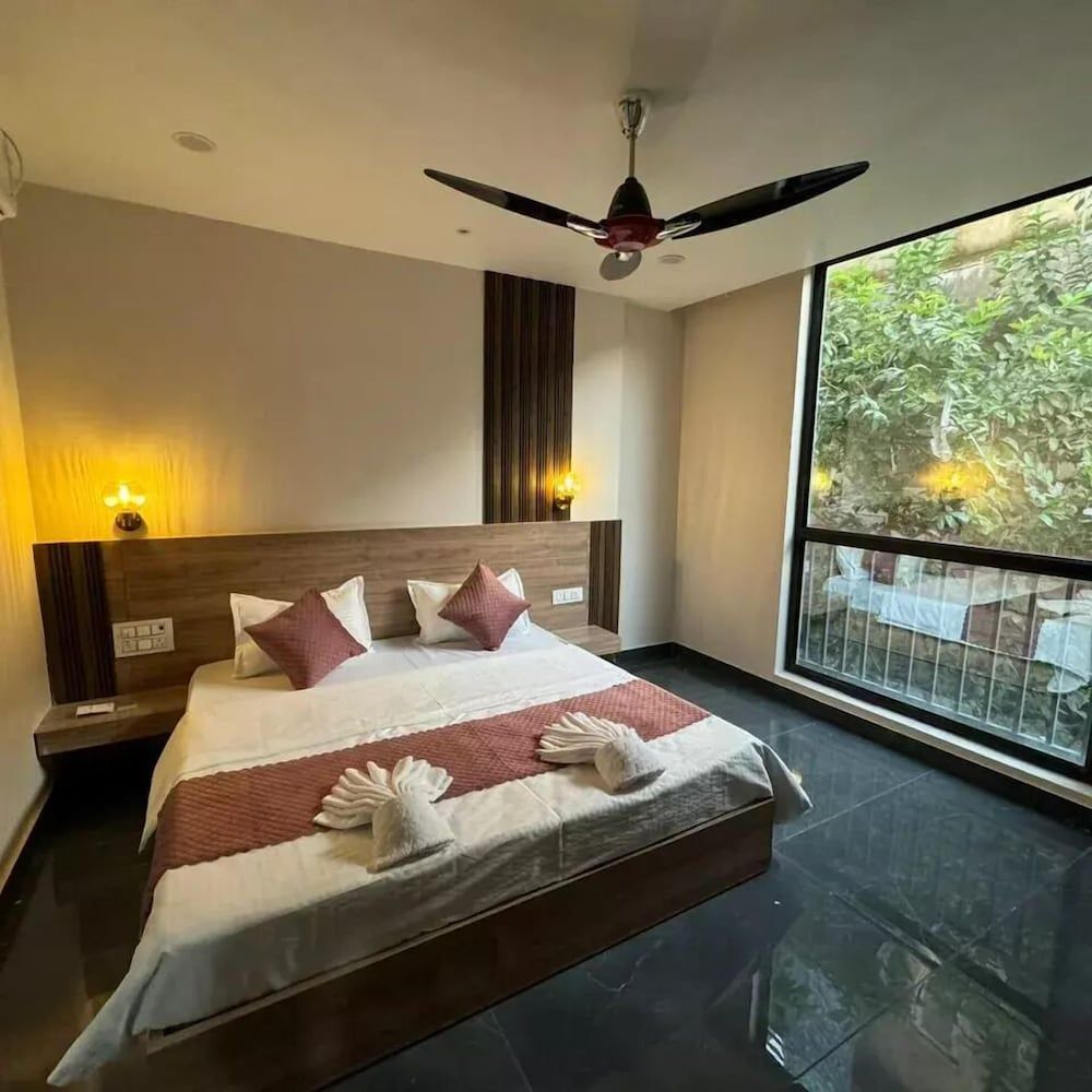 Namay Inn By T And M Hotels 3