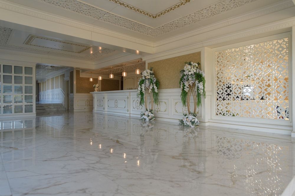 Grand Hotel Caraiman 2