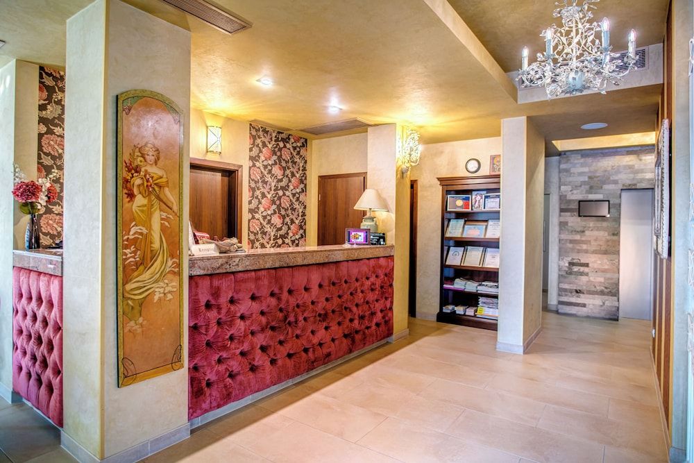 Simfonia Boutique Hotel 3