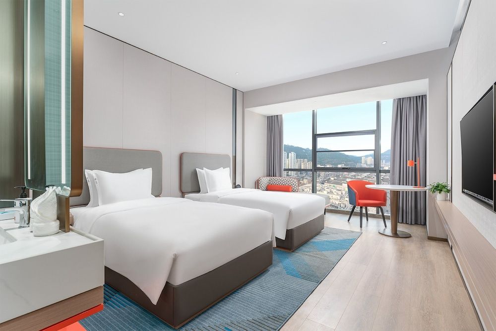 Holiday Inn Express Bazhong Center by IHG 3