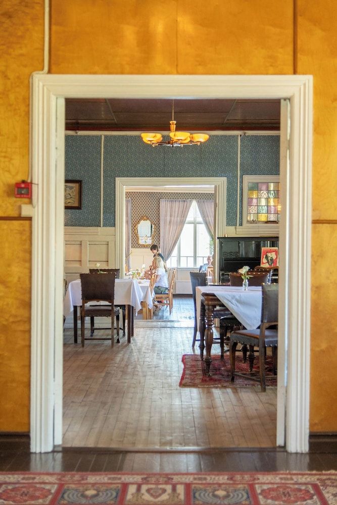 Visnes hotel Stryn AS 2