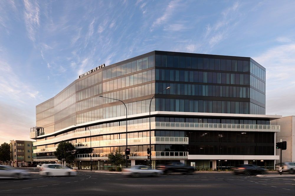 Crowne Plaza Adelaide Mawson Lakes by IHG 1