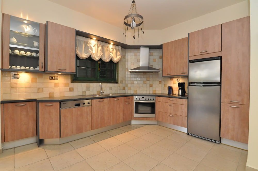 Ocean Village Apartments by Ocean Residences