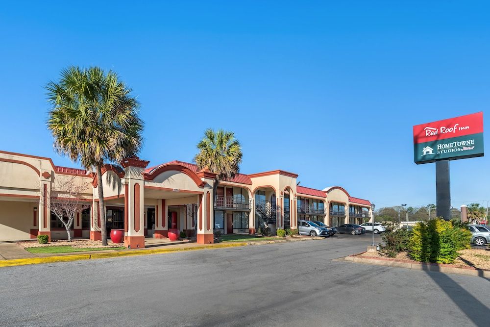 HomeTowne Studios by Red Roof Montgomery - Midtown -1 estrelas em Montgomery