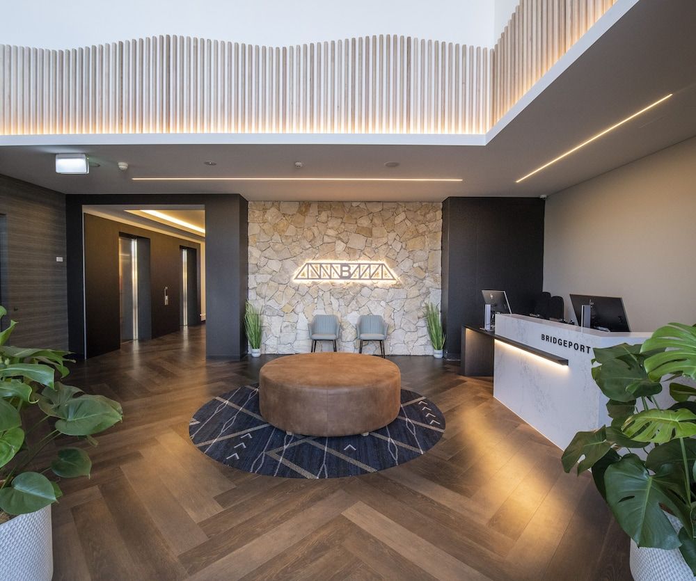 Bridgeport Hotel 2