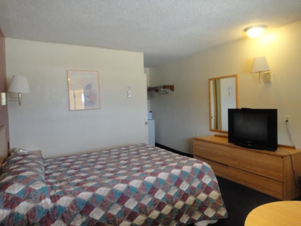 Econo Lodge Las Vegas NM 2