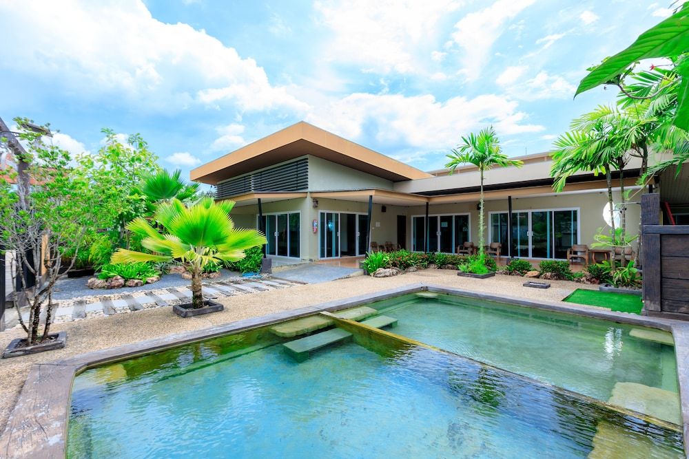 Saline Hot Spring Resort