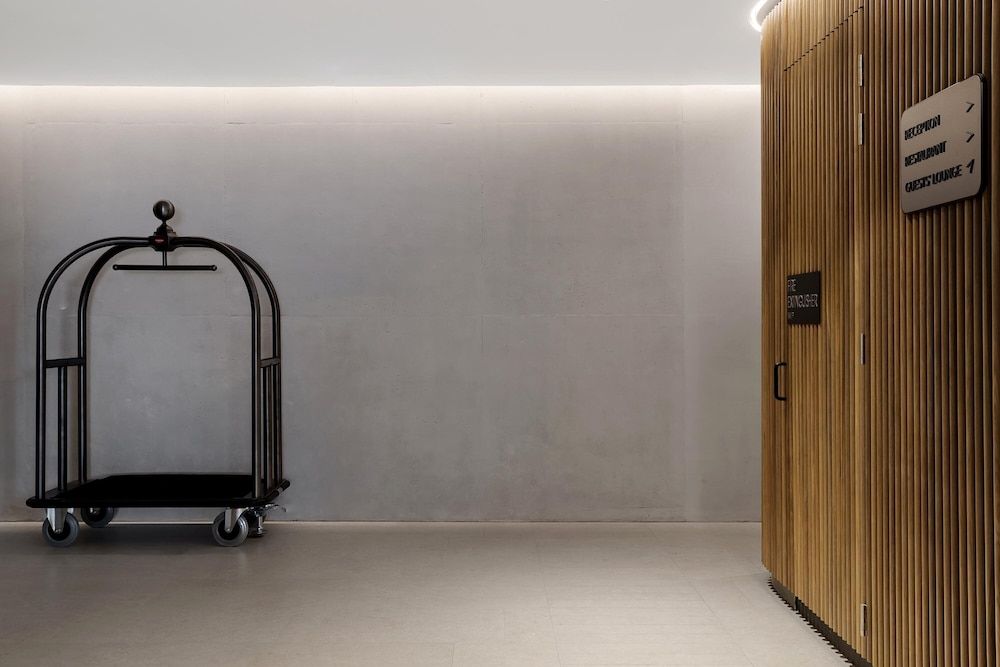 Citadines Walker North Sydney 2