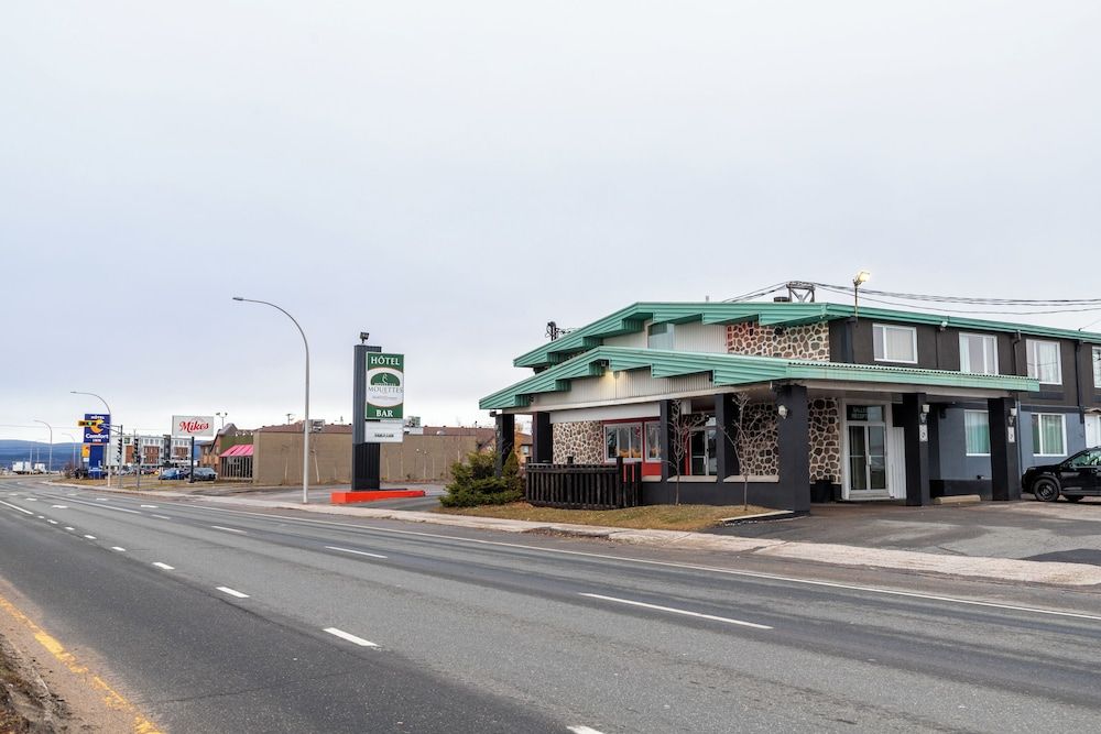 Hotel Les Mouettes 3 estrelas em Sept-Îles
