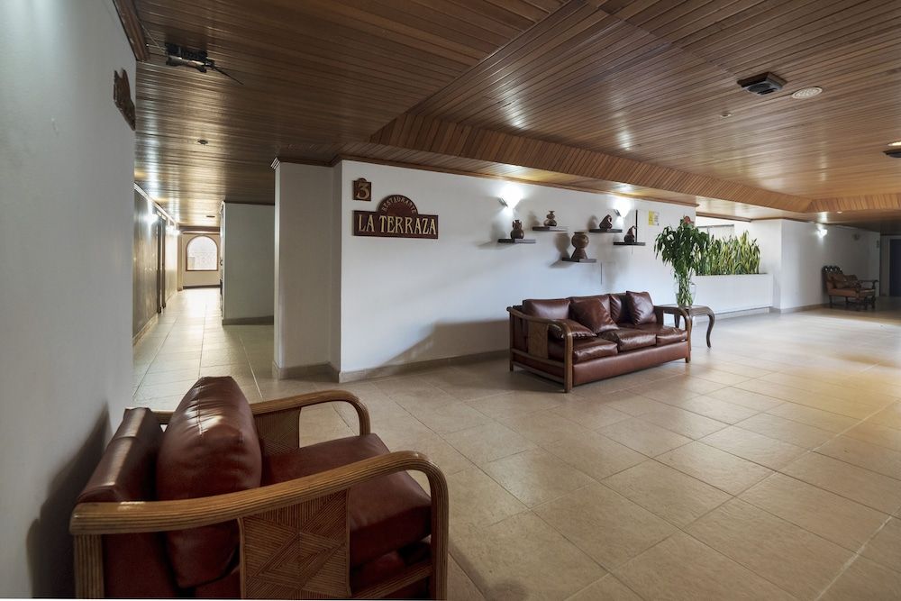 Ayenda 1408 Jaba Santiago de Cali 3