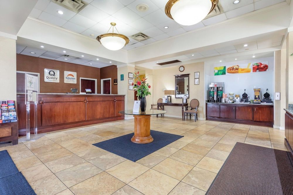 Suburban Studios Tysons Corner 2