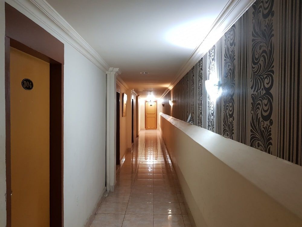 Hotel O Istana -1 estrellas en Makassar