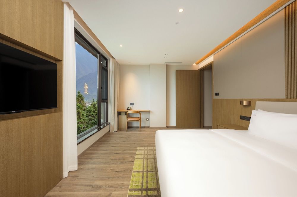Holiday Inn Jiuhua Mountain Hot Spring by IHG 3