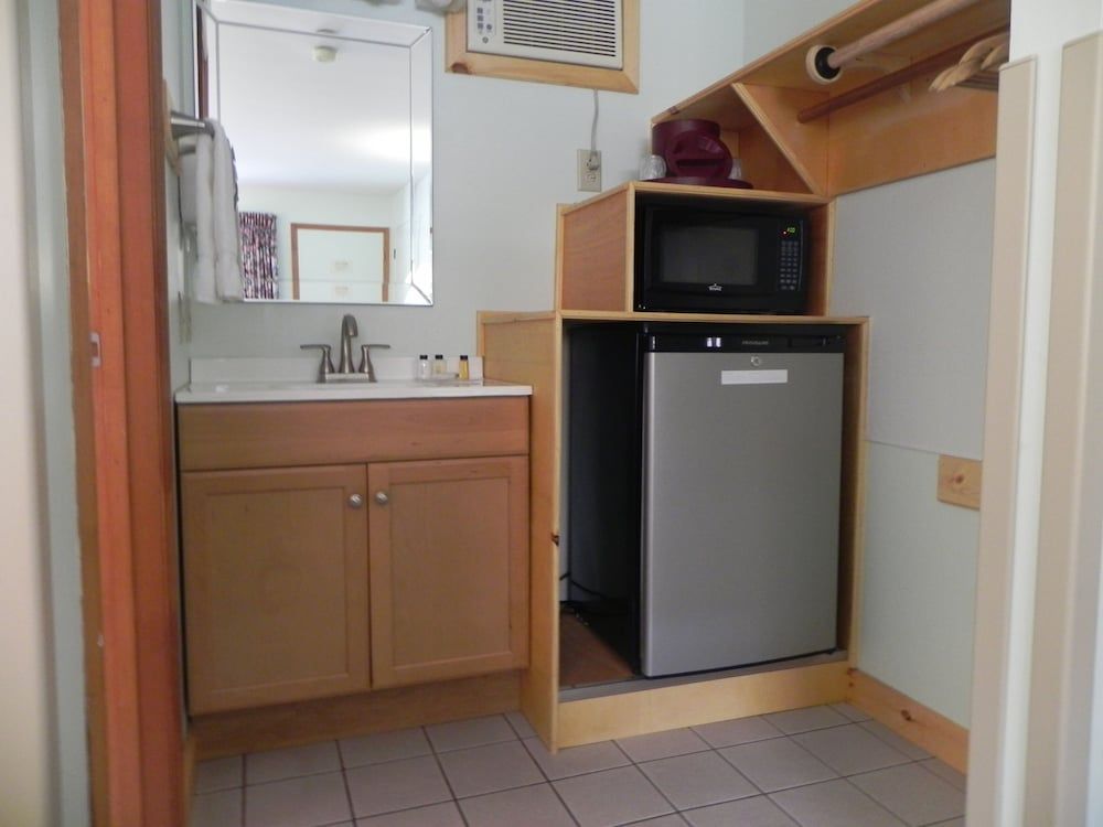 Mohican Resort Motel 2