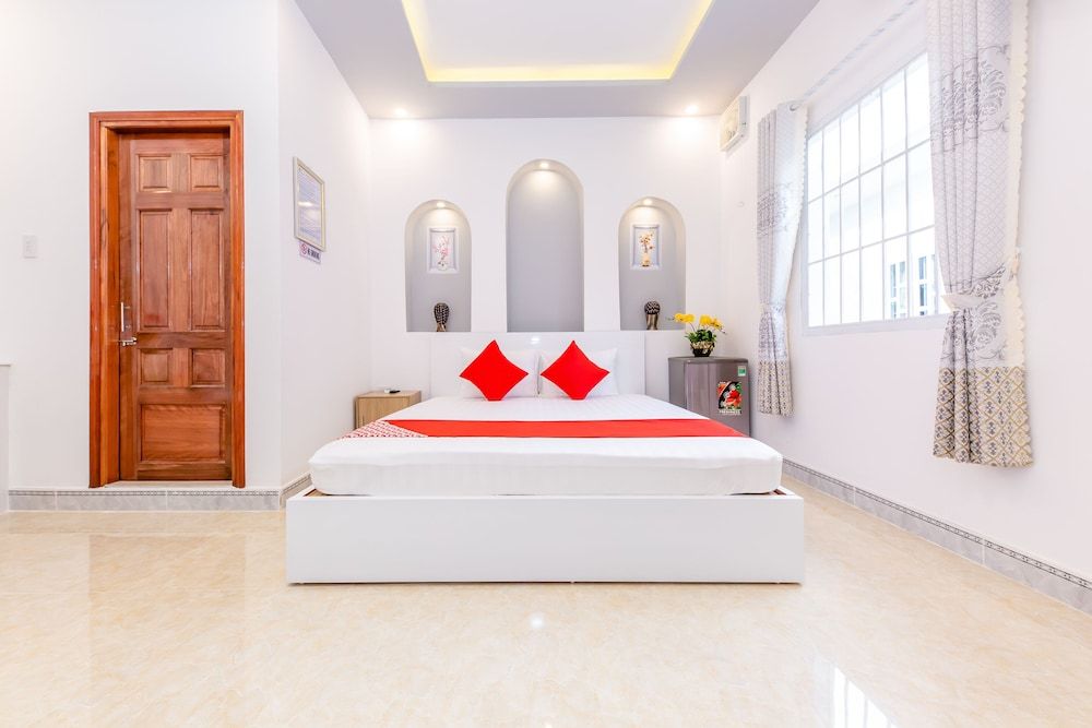 Super OYO 598 Peony Hotel 1