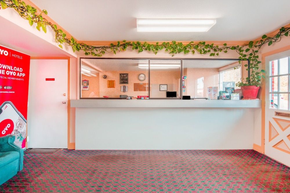 OYO Hotel Durham West Hills 2