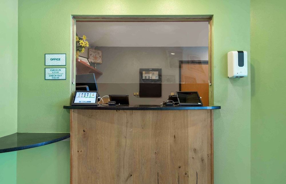 Extended Stay America Select Suites - Laredo 2