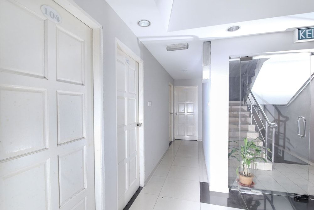 Hotel O Nice Stay Three Six Five Services 2 estrellas en Kuching