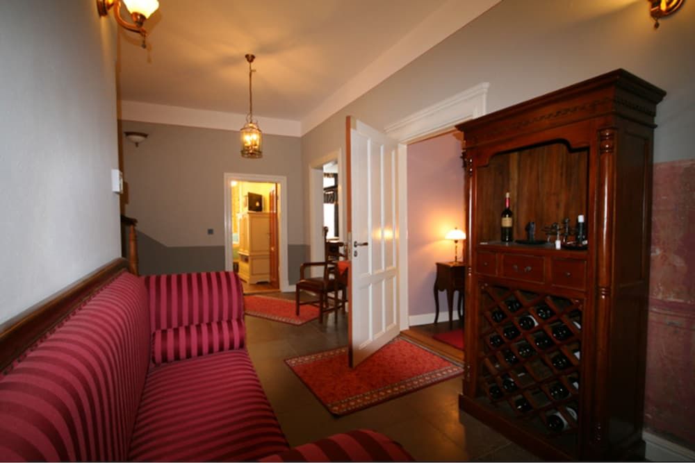 Hotel Denkmal 13 - Wismar 3