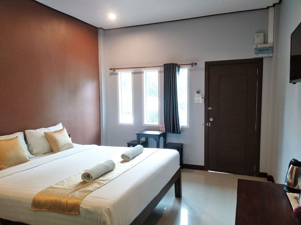 Rossarin Garden Resort 2 3