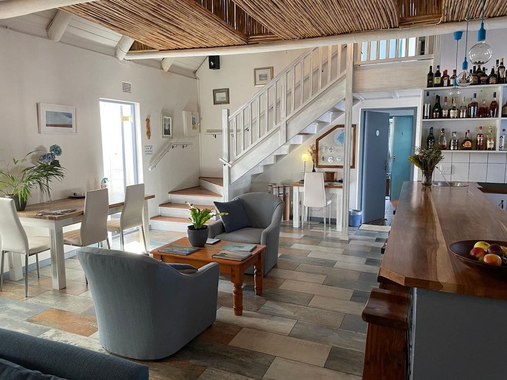 BlueSky Arniston Boutique Guesthouse 2