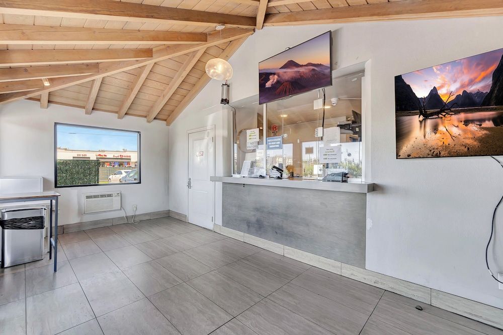 Morada Inn - Near Garden Grove Park 2