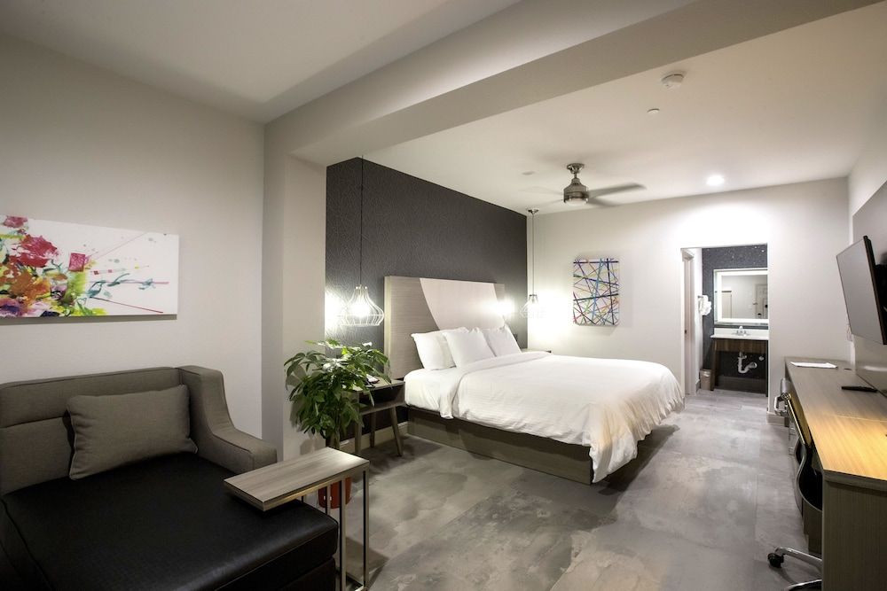 House Hotel 3