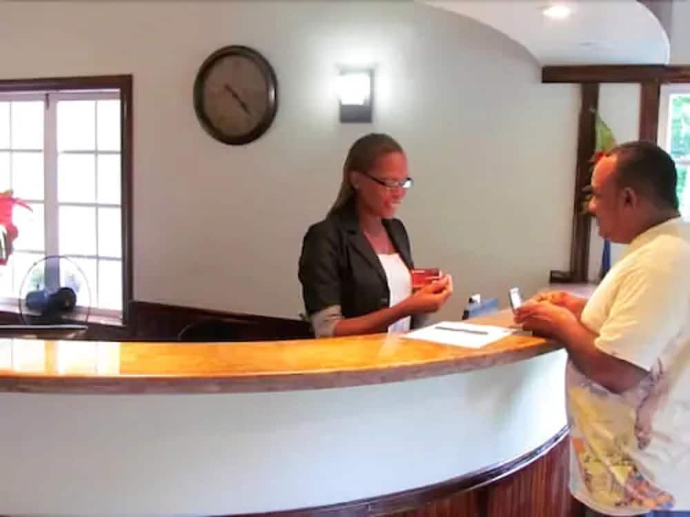 Tropical Lagoon Resort 1