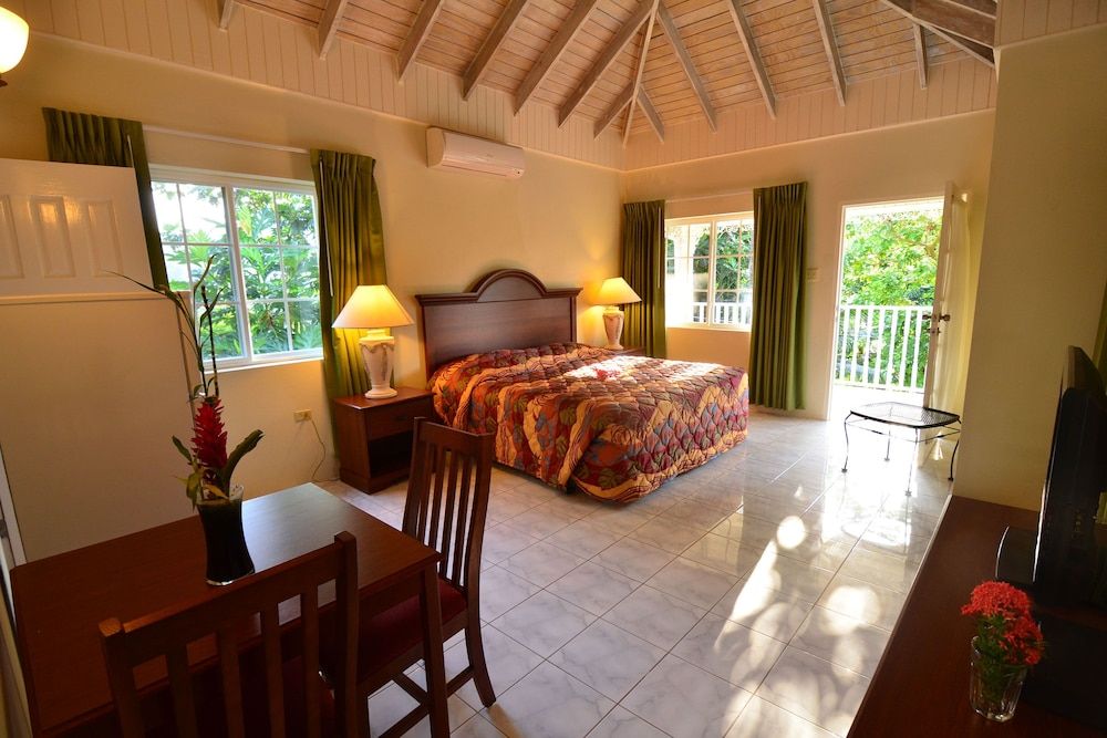 Tropical Lagoon Resort 3